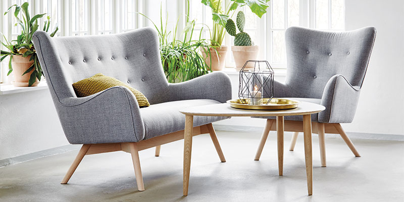 Tange sofa og lænestol - klassisk og minimalistisk